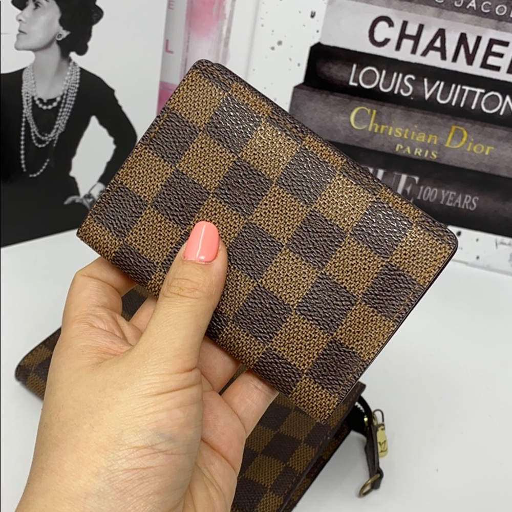 Louis Vuitton 💝 - Picture 3 of 4